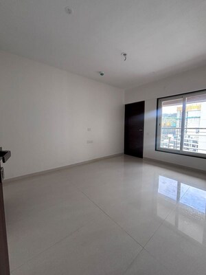 Room in 3 BHK Apartment at Suhas Suman Kunj, Baner – for Rent
