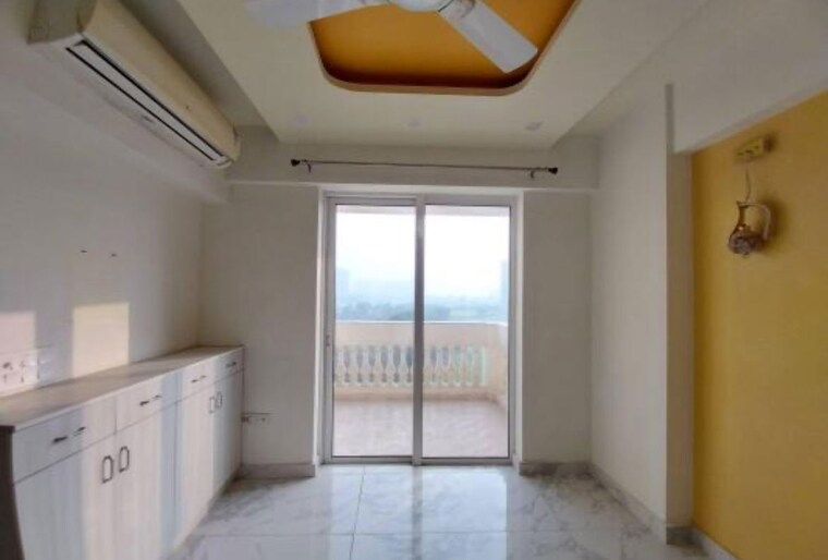 undefined, dlf-regal-gardens 3 Bedroom 1818 Sq.Ft. Apartment In Sector 90 Gurgaon 10672412