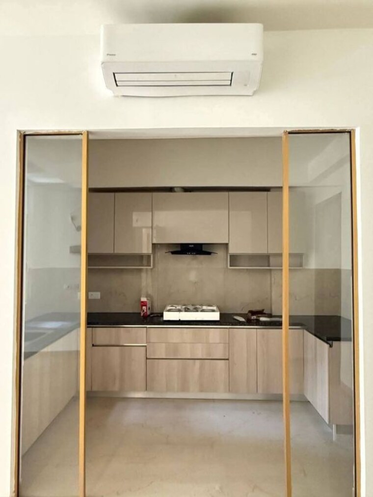 Kitchen, smart-world-orchard 3 Bedroom 1595 Sq.Ft. Builder Floor In Sector 61 Gurgaon 9264600