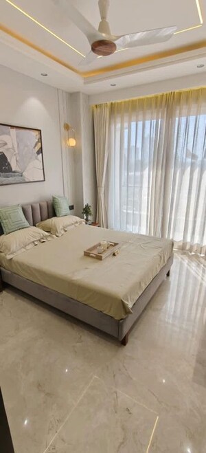 Master Bedroom in 3 BHK Builder Floor at Smart World Orchard, Sector 61 – for Sale