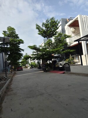 Parking in  Villa at Patancheru – for Sale