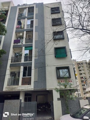  Apartment For Sale in Punit Nagar