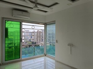 Room in 3 BHK Apartment at Ornate Universal Nutan Annexe, Goregaon West – for Sale