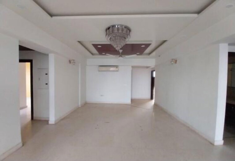 Kitchen, dlf-regal-gardens 3 Bedroom 1818 Sq.Ft. Apartment In Sector 90 Gurgaon 10672477