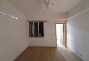 Room in 4 BHK Apartment at DLF New Town Heights III, Sector 91 – for Rent