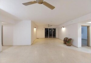 Room in 4 BHK Apartment at DLF New Town Heights III, Sector 91 – for Rent
