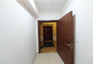 Room in 4 BHK Apartment at DLF New Town Heights III, Sector 91 – for Rent