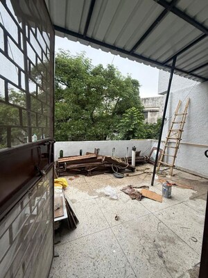 Balcony in 1 BHK Builder Floor at Kalkaji – for Rent