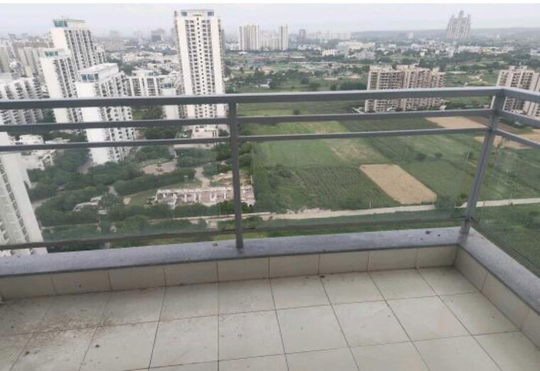 Balcony, dlf-the-ultima 3 Bedroom 2132 Sq.Ft. Apartment In Sector 81 Gurgaon 10672556