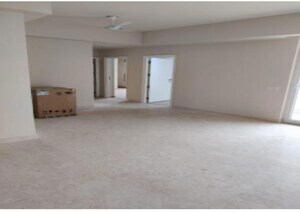 Room in 4 BHK Apartment at DLF The Ultima, Sector 81 – for Rent