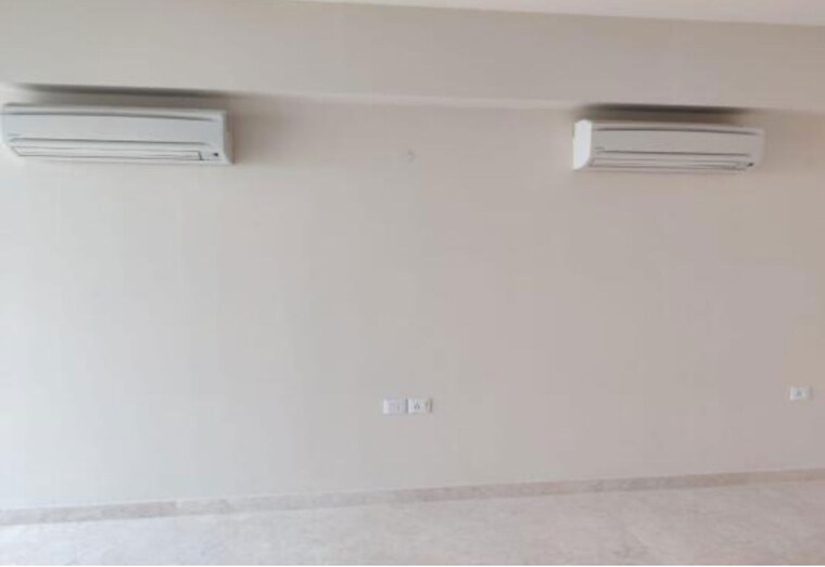 Room, dlf-the-ultima 4 Bedroom 2552 Sq.Ft. Apartment In Sector 81 Gurgaon 10672657