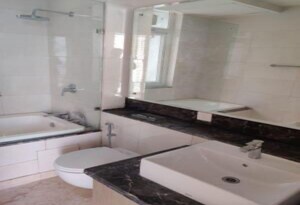 Attached Bathroom in 4 BHK Apartment at DLF The Ultima, Sector 81 – for Rent