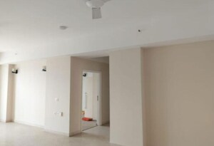 Room in 4 BHK Apartment at DLF The Ultima, Sector 81 – for Rent