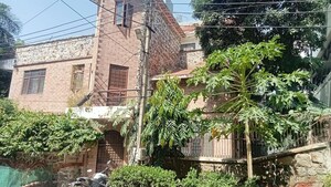  Independent House – Exterior View View at Dlf Phase iv - for Sale