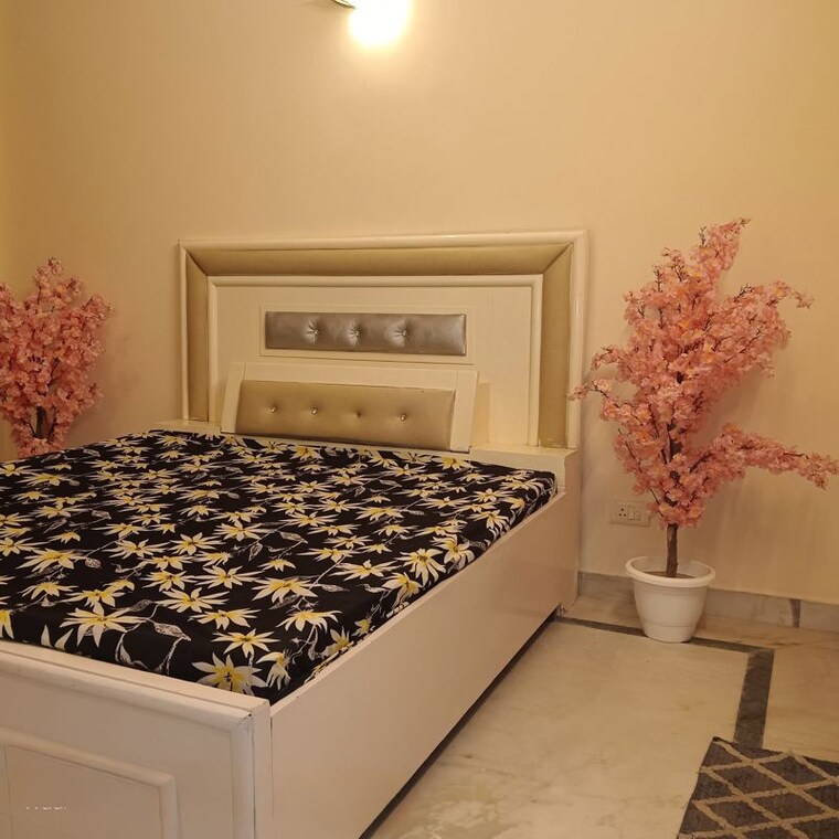 Bedroom, mohit-house 3 Bedroom 1700 Sq.Ft. Builder Floor In Sushant Lok I Gurgaon 10672732