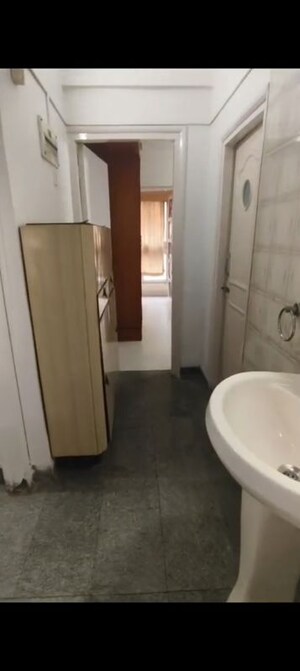 Bathroom in 2 BHK Apartment at Orchid Apartment Santacruz West, Santacruz West – for Rent