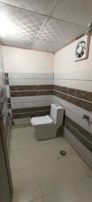 Bathroom in 1 RK Builder Floor at Malviya Nagar – for Rent