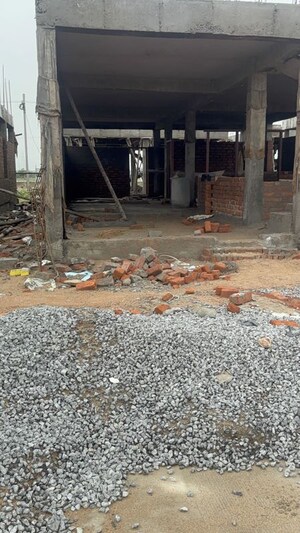 Parking in 2.5 BHK Independent House at Pathapadu – for Sale