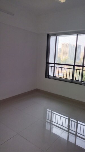 Room in 1.5 BHK Apartment at MICL Aaradhya Nine, Ghatkopar East – for Rent