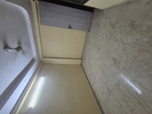 Kitchen in 1.5 BHK Builder Floor at Mayur Vihar – for Rent
