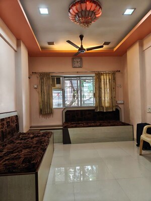 Living Room in 3 BHK Apartment at Andheri West – for Rent