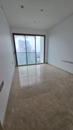 Room in 3 BHK Apartment at Rustomjee Crown, Prabhadevi – for Rent