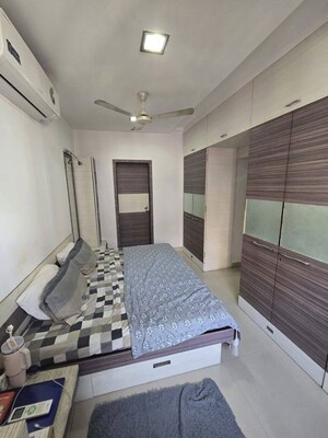 Bedroom in 2 BHK Apartment at Sai Nagar CHS Andheri West, Andheri West – for Rent