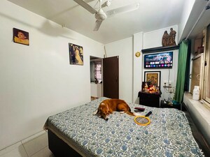 Bedroom in 3 BHK Apartment at Om Shanaaz Apartments, Andheri West – for Rent