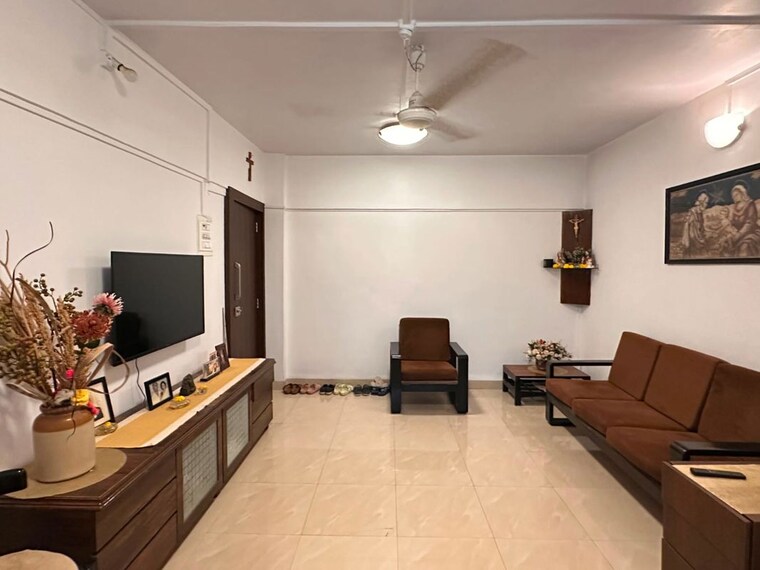 Living Room, om-shanaaz-apartments 3 Bedroom 1400 Sq.Ft. Apartment In Andheri West Mumbai 10672808