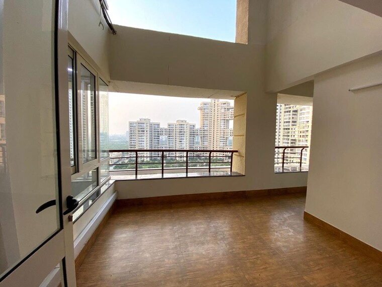 Room, jaypee-imperial-court 4 Bedroom 3700 Sq.Ft. Apartment In Sector 128 Noida 10672811