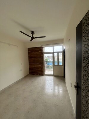 3 BHK Apartment For Rent in MGI Gharaunda, Raj Nagar Extension