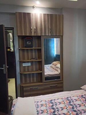 Room in 3.5 BHK Apartment at Sikka Karmic Greens, Sector 78 – for Rent
