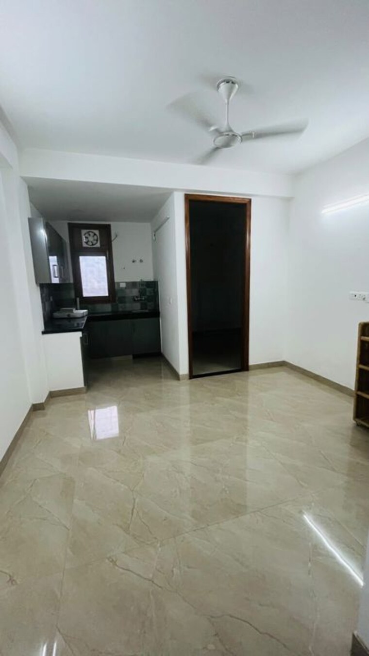Room, panchsheel vihar 2 Bedroom 70 Sq.Yd. Builder Floor In Panchsheel Vihar Delhi 10672870