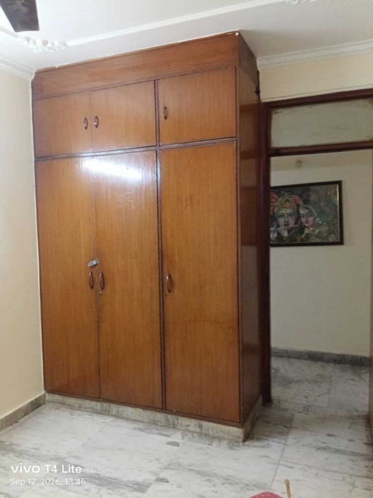 Room, panchsheel vihar 2 Bedroom 80 Sq.Yd. Builder Floor In Panchsheel Vihar Delhi 10672872