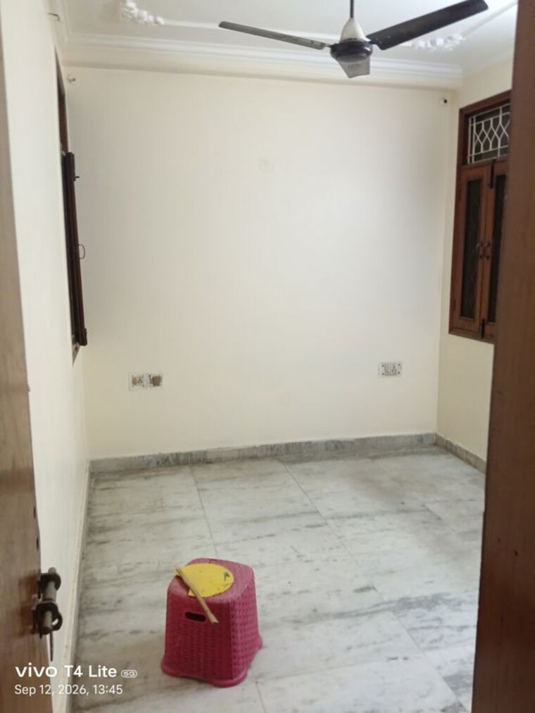 Room, panchsheel vihar 2 Bedroom 80 Sq.Yd. Builder Floor In Panchsheel Vihar Delhi 10672872