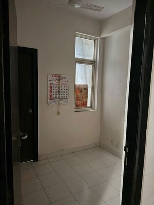 Building Lobby in 3 BHK Apartment at Eldeco Elegante, Vibhuti Khand – for Rent