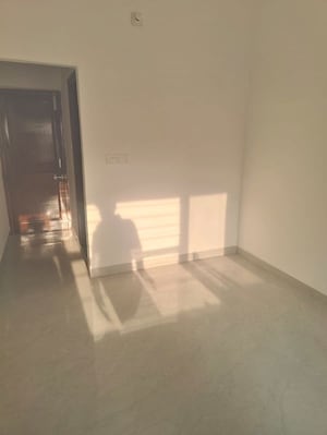 Room in 3 BHK Builder Floor at Sector 34 – for Rent