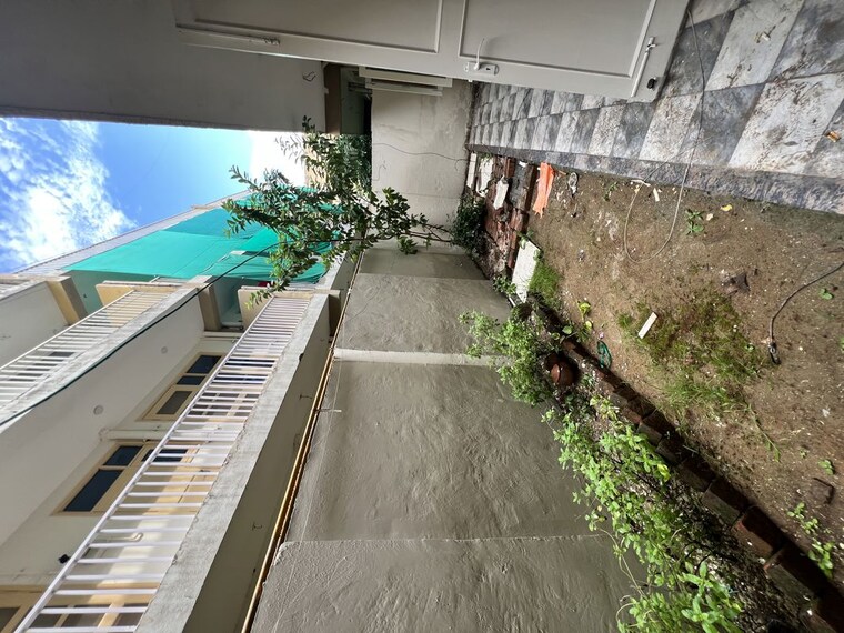 Balcony, tdi-the-grand-retreat 3 Bedroom 1620 Sq.Ft. Builder Floor In Sector 88 Faridabad 10672907