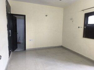 Room in 2 BHK Apartment at BPTP Princess Park, Sector 86 – for Rent