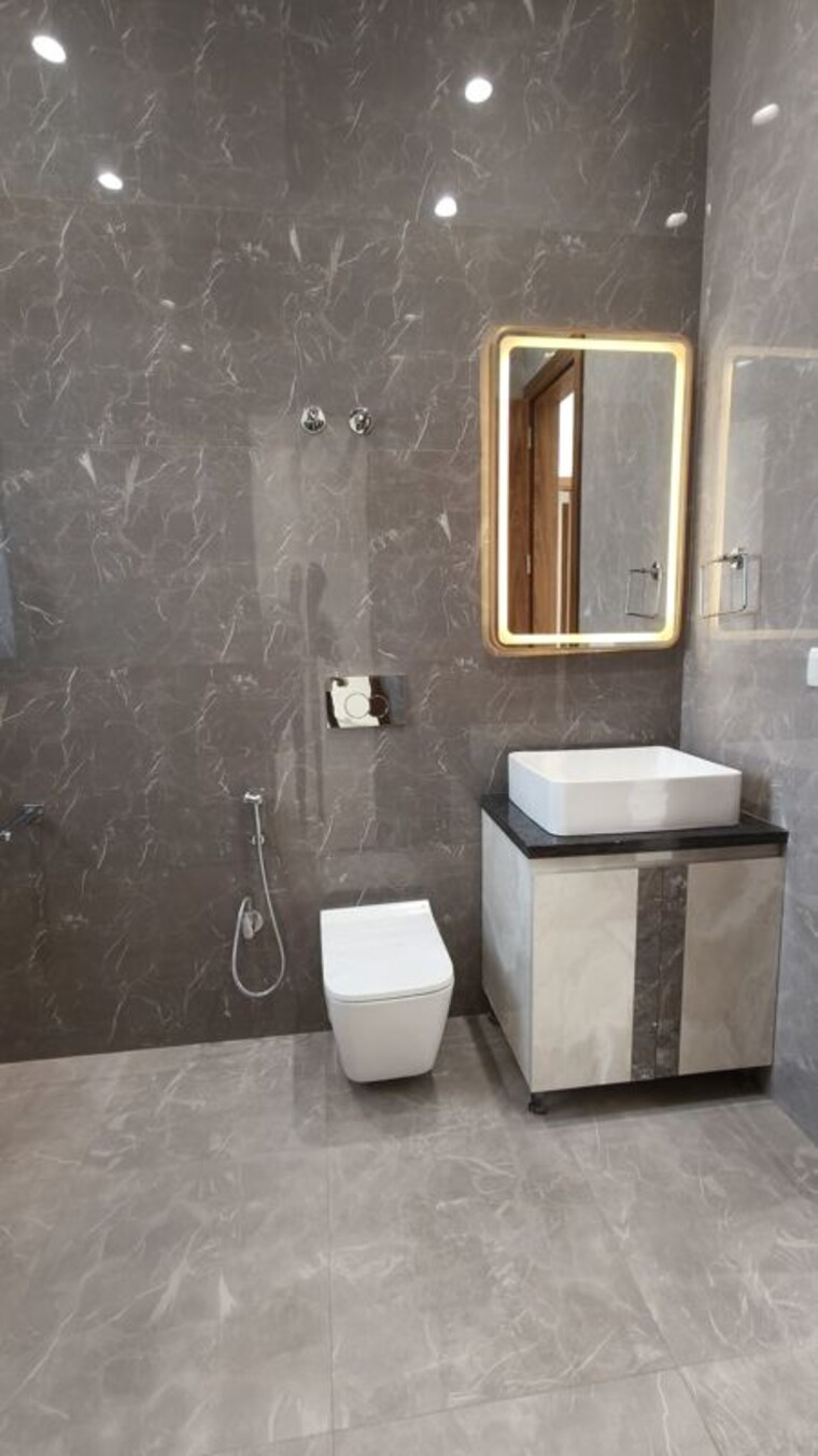 Bathroom, prosper-epic-homes 3 Bedroom 1805 Sq.Ft. Apartment In Sector 89 Faridabad 10672930