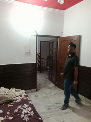 Bedroom in 2 BHK Builder Floor at Sat Kartar Nagar – for Rent