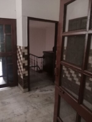  2 BHK Builder Floor at Sat Kartar Nagar – for Rent