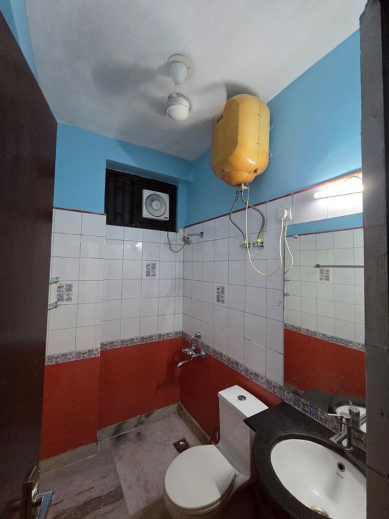 Kitchen, south city 2 3 Bedroom 500 Sq.Ft. Builder Floor In South City 2 Gurgaon 10672961