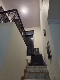 3 BHK +Builder Floor For Rent in South City 2