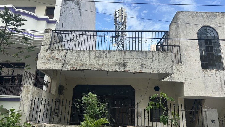 Exterior View, rwa-apartments 2 Bedroom 112 Sq.Mt. Independent House In Sector 31 Noida 10672982
