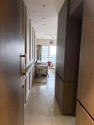Building Lobby in 2.5 BHK Apartment at Imperial Heights Goregaon West, Goregaon West – for Rent