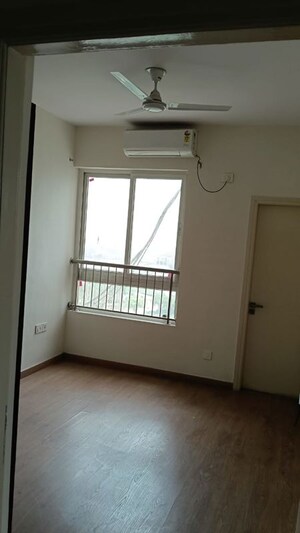 Room in 3 BHK Apartment at SS The Coralwood, Sector 84 – for Rent