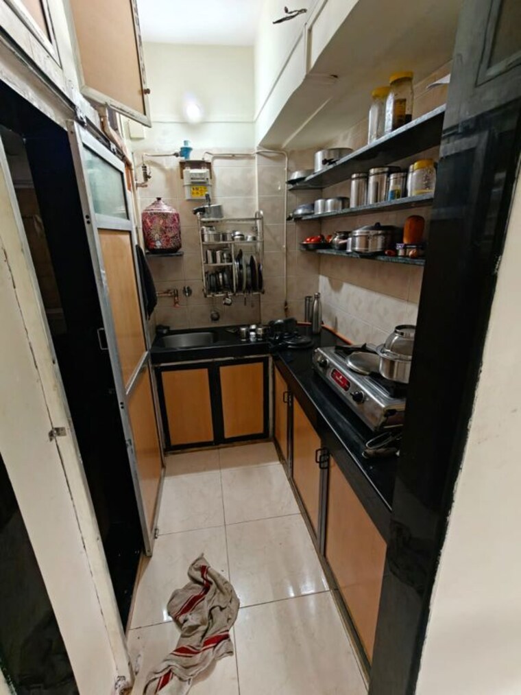 Kitchen, manish-rose 1 Bedroom 400 Sq.Ft. Apartment In Andheri West Mumbai 10673004