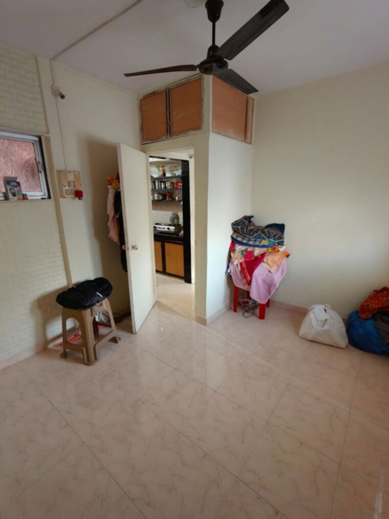 Living Room, manish-rose 1 Bedroom 400 Sq.Ft. Apartment In Andheri West Mumbai 10673004