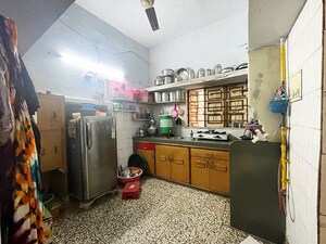 Parking in 6 BHK Independent House at Motera – for Sale